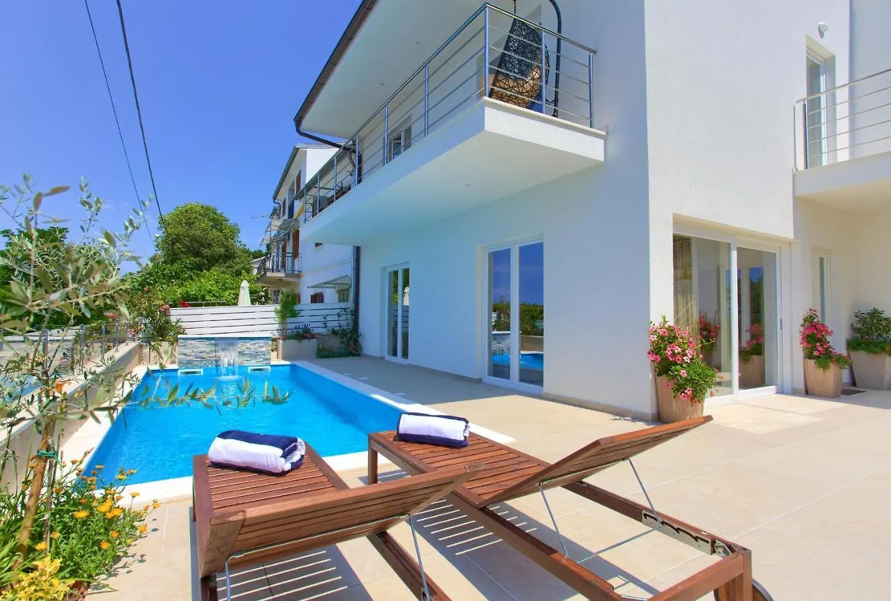 Villa Hedera Dramalj Croatia
